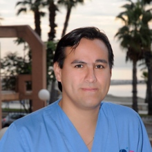 Acercar imagen: Claudio Alvarez Pinochet, Ginecólogo Málaga