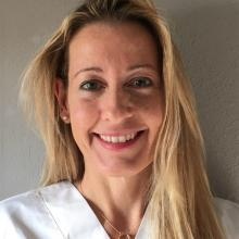 Acercar imagen: Julia Guerrero Delgado, Dentista Málaga