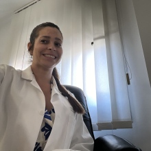 Acercar imagen: Franchezka Colina henrich, Médico general Ibiza