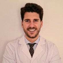 Acercar imagen: Javier Dorado Capote, Neurocirujano Córdoba