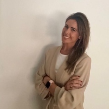 Acercar imagen: Lucía Montiel López, Ginecólogo Granada