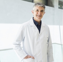 Acercar imagen: Pere Parés Baulenas, Ginecólogo Barcelona