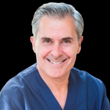 Acercar imagen: Antonio Santos Alemany, Dentista Barcelona