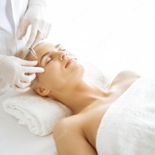 Acercar imagen: Rocío Martín-Palanca Verdes, Médico estético Málaga