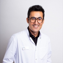 Acercar imagen: Óscar Wong Rodríguez, Oftalmólogo Granollers