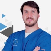 Acercar imagen: Rafael Zeballos Peltrini, Dentista Madrid