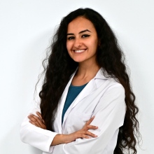 Acercar imagen: Sima Albashir Fibromialgia, Médico general Sevilla