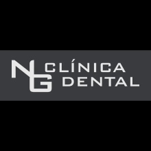 Acercar imagen: Álvaro Sánchez Benito, Dentista Cáceres
