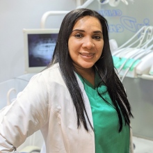 Acercar imagen: Neyla Garcia Torres, Dentista San Sebastián de los Reyes