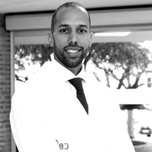 Acercar imagen: Lucas Regis Plácido, Urólogo Barcelona