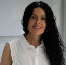 Acercar imagen: Marta Fernández Miro, Terapeuta complementario Madrid