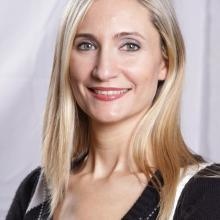 Acercar imagen: Alejandra Menassa de Lucia, Internista Madrid