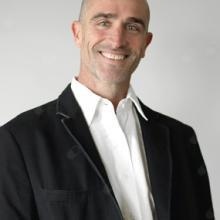 Acercar imagen: Juan Mauricio Diaz Plata, Dentista Mataró