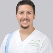 Acercar imagen: Esteban González Padilla, Dentista Ingenio