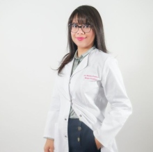 Acercar imagen: Carolina Benítez Ramírez, Médico estético Madrid