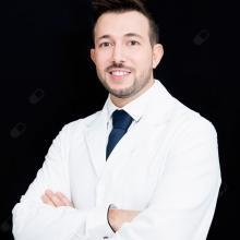 Acercar imagen: Rodrigo Gonzalez Iliou, Médico general Madrid