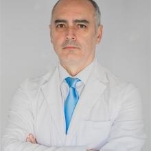 Acercar imagen: José Miguel Román Guindo, Oftalmólogo Málaga