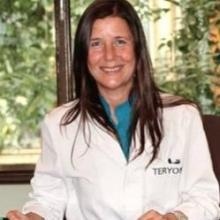 Acercar imagen: Esther Ibáñez Ruiz, Médico general Barcelona