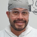 Eloy Flores López, Dentista Barcelona