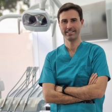 Acercar imagen: Manuel Jesús Jiménez Varo, Dentista Mairena del Aljarafe