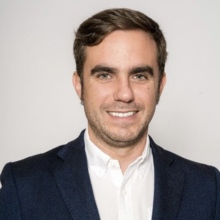 Acercar imagen: Fernando López Rodríguez, Dentista Madrid