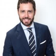 Acercar imagen: José F. Lirola Criado, Traumatólogo Lora del Río