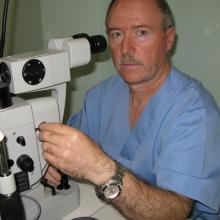 Acercar imagen: Mariano Gómez Reolid, Oftalmólogo Vera