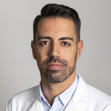 Acercar imagen: Enrique Fuentemilla Manzanares, Oftalmólogo Zaragoza