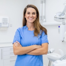 Acercar imagen: Concha Gross de Bethencourt, Dentista Málaga