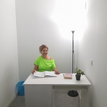 Acercar imagen: Ana Cavero Daga, Terapeuta complementario Madrid