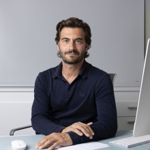 Acercar imagen: José Ramón Larrañaga Vidal, Cirujano plástico Vigo