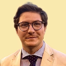 Acercar imagen: Matías González Cámara, Cirujano oral y maxilofacial Jaén