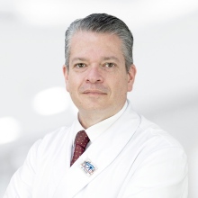 Acercar imagen: Federico Trejos, Oftalmólogo Barcelona