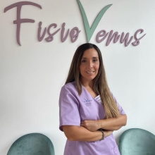 Acercar imagen: Lorena Canto, Podólogo Estepona