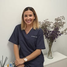 Acercar imagen: Marta López Prado, Dentista Sevilla