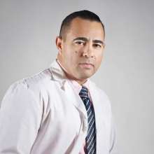 Acercar imagen: Julio Méndez Ortiz, Médico estético Ciudad Real