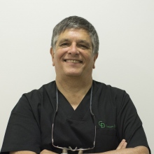 Acercar imagen: Jorge Schiavone, Dentista Barcelona