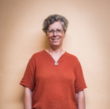 Acercar imagen: Inés Allones, Médico general Tarragona