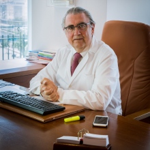 Acercar imagen: Pedro Torrecillas Cabrera, Urólogo Málaga