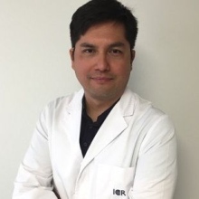 Acercar imagen: Alberto Espejo Yep, Oftalmólogo Barcelona