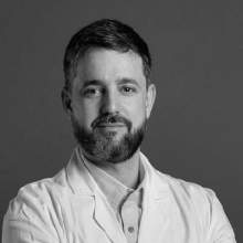 Acercar imagen: Jorge Peraza Nieves, Oftalmólogo Barcelona