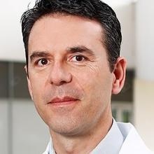 Acercar imagen: Daniel Elies Amat, Oftalmólogo Barcelona