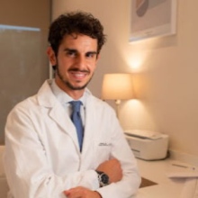 Acercar imagen: Corrado Gentile, Cirujano plástico Barcelona