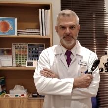 Acercar imagen: Guillermo Blanco Capocasa, Óptico Collado Mediano