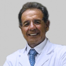 Acercar imagen: Eusebio Hernández Carretero, Traumatólogo Cáceres