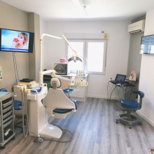 Acercar imagen: Rafael Torres Sánchez, Dentista Atarfe