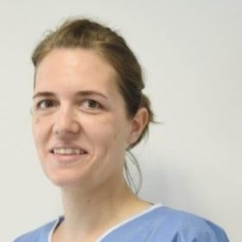 Acercar imagen: Leonor López de Dicastillo Roldán, Traumatólogo Vitoria