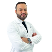 Acercar imagen: Hugo González Valenzuela, Médico estético Málaga