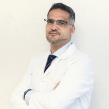 Acercar imagen: Carlos Alberto Encinas Ullán, Traumatólogo Madrid