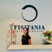 Acercar imagen: Ángela Pedraza Bernal, Fisioterapeuta Málaga